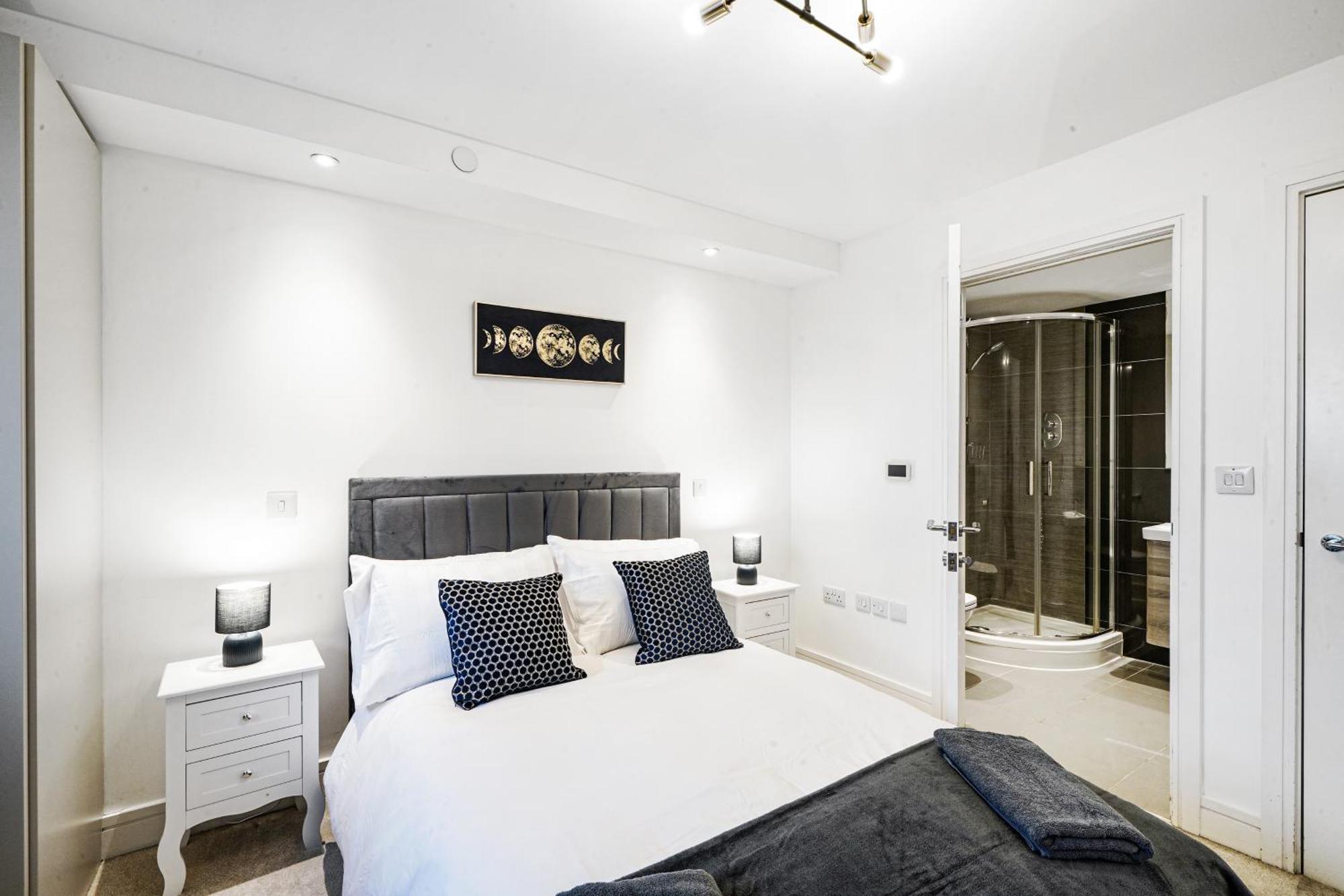 Luxury Apartment With Stunning Views On 10Th Floor Edgware Eksteriør billede
