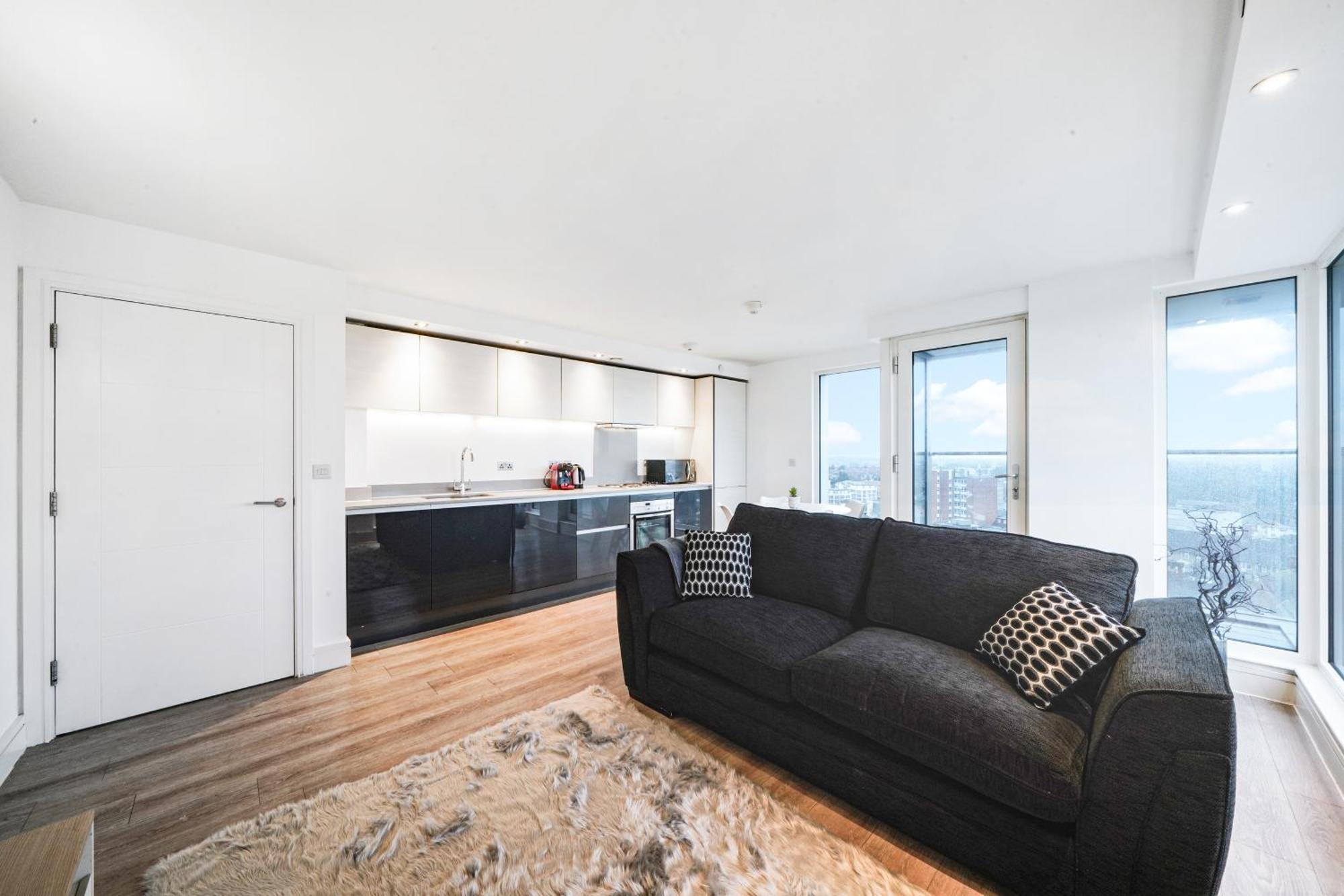Luxury Apartment With Stunning Views On 10Th Floor Edgware Eksteriør billede